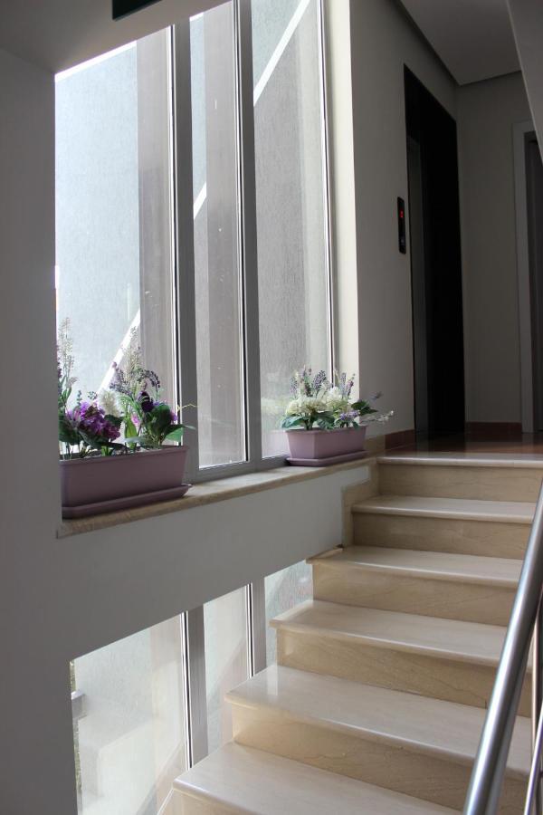 Luander Hotel Tirana Exterior photo