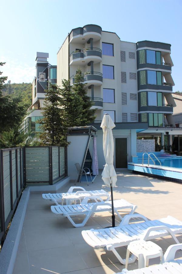 Luander Hotel Tirana Exterior photo