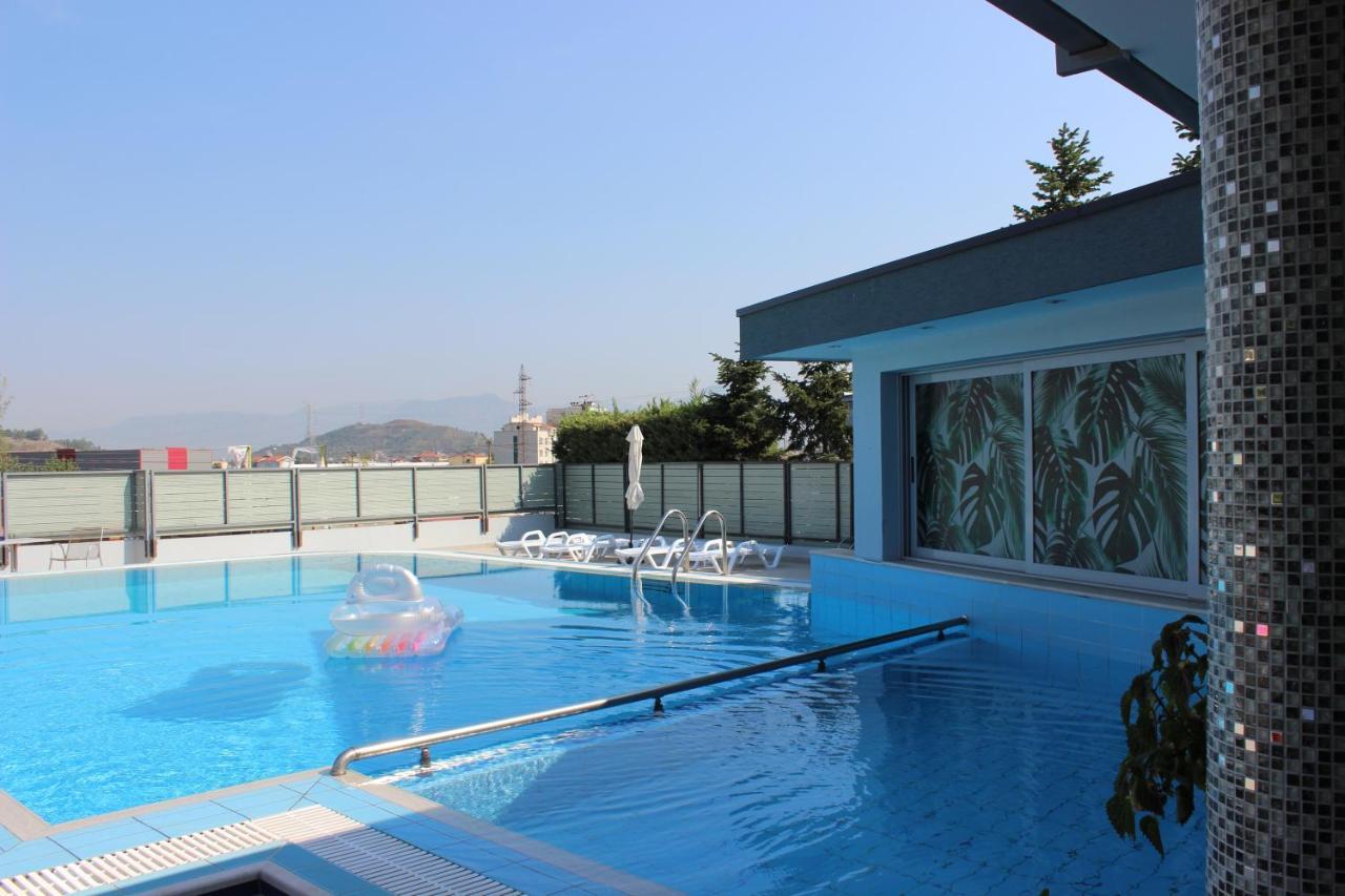 Luander Hotel Tirana Exterior photo