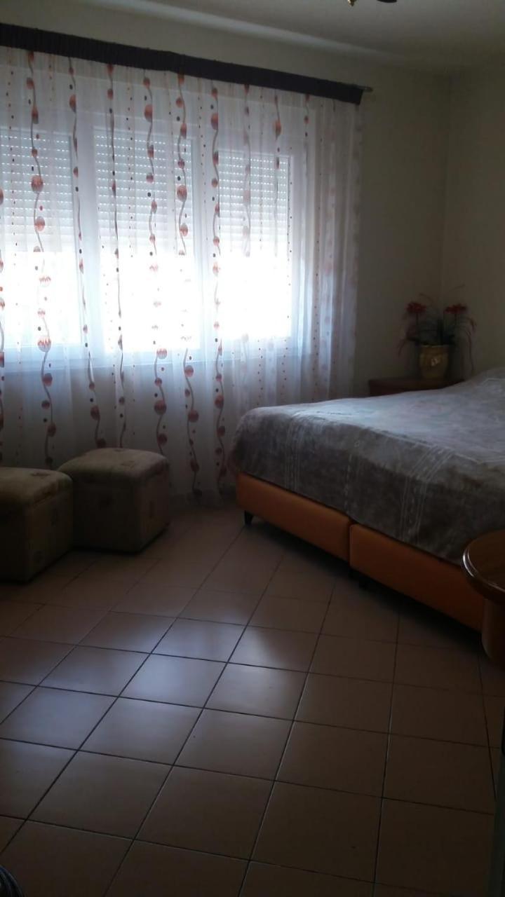 Luander Hotel Tirana Room photo