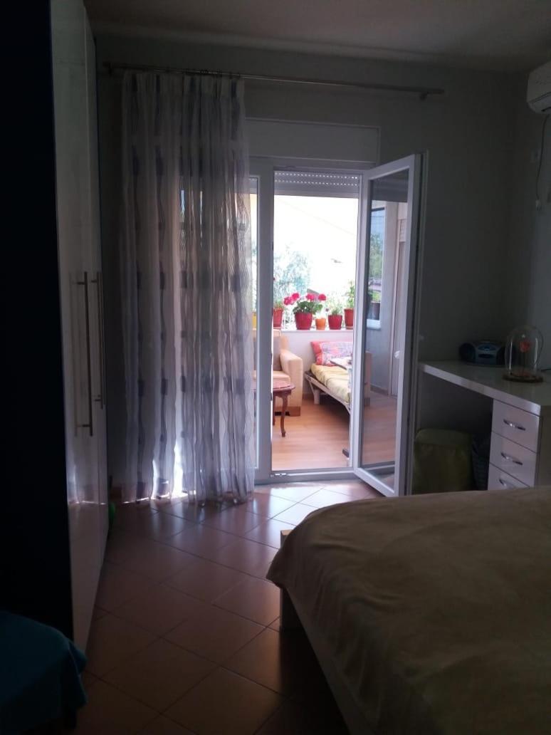 Luander Hotel Tirana Room photo