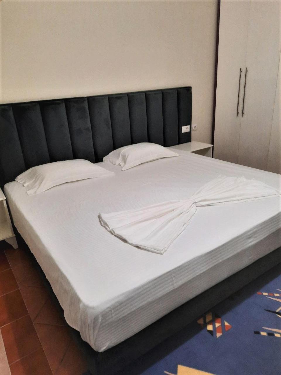 Luander Hotel Tirana Room photo