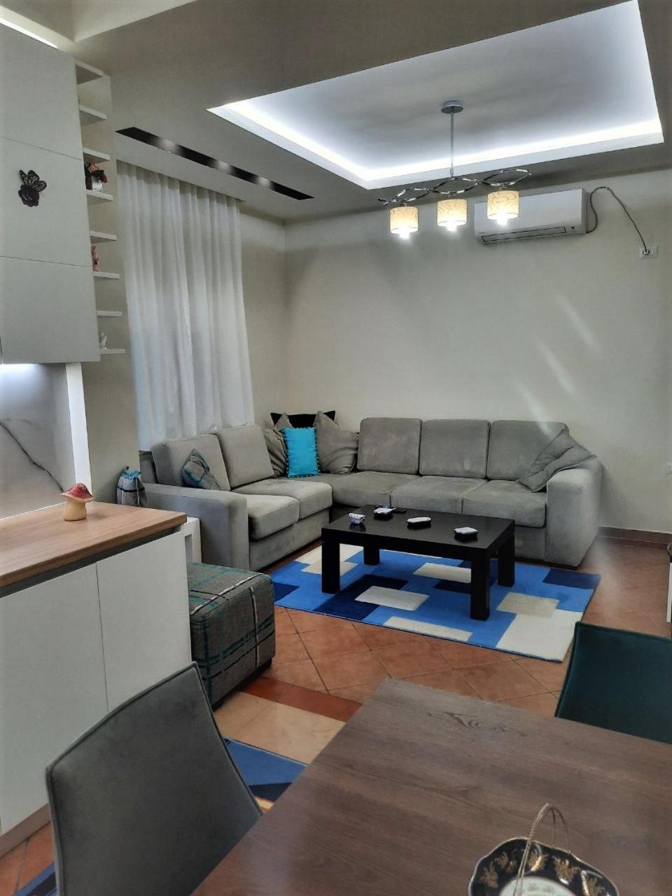 Luander Hotel Tirana Room photo