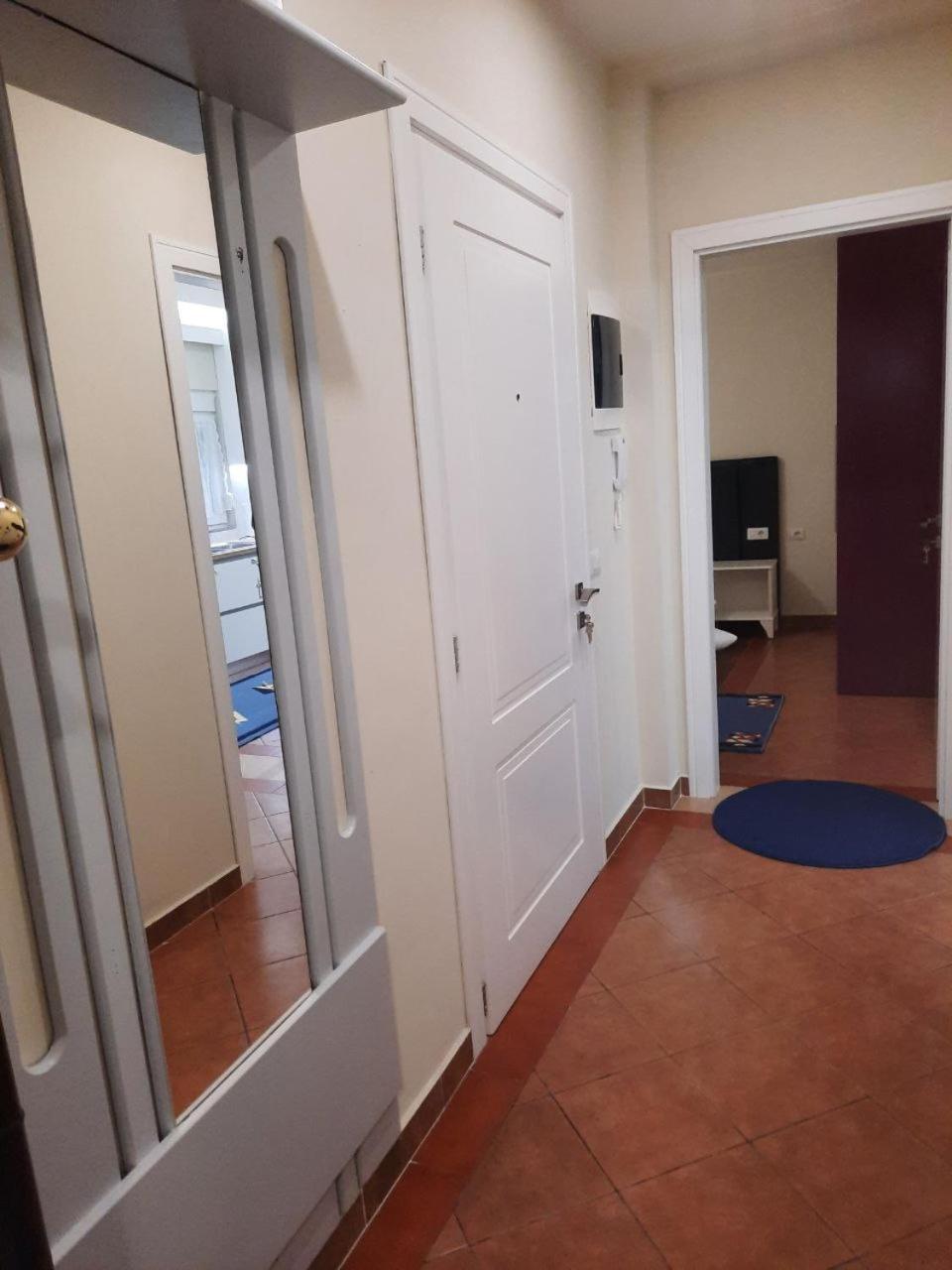 Luander Hotel Tirana Room photo