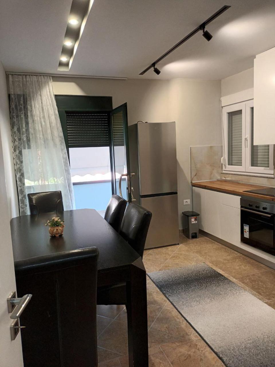 Luander Hotel Tirana Room photo